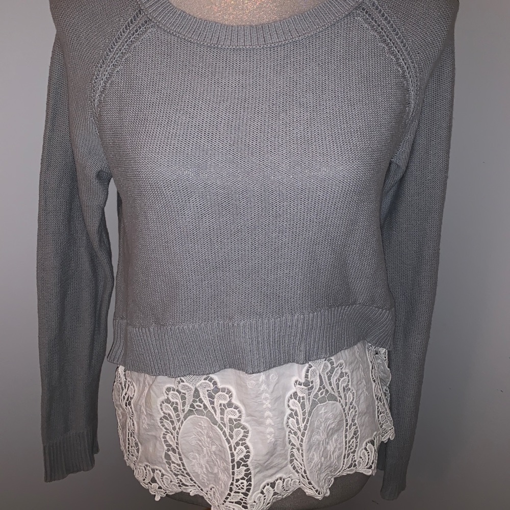 American Eagle Sweater Grey & Lace